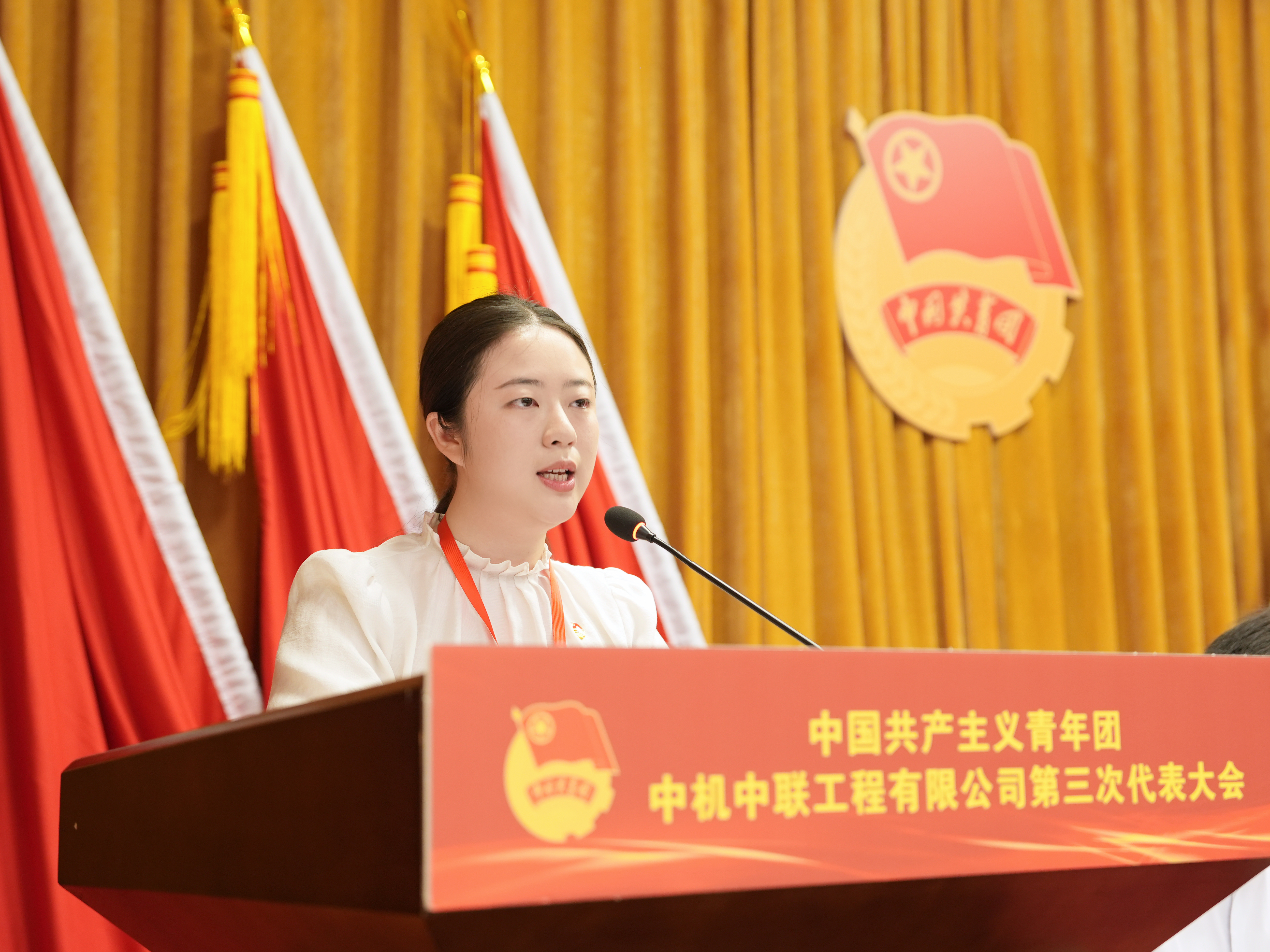 张嘉琦.jpg